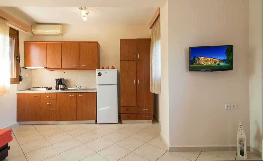 Rodon Garden Apartment Sarti Exterior photo